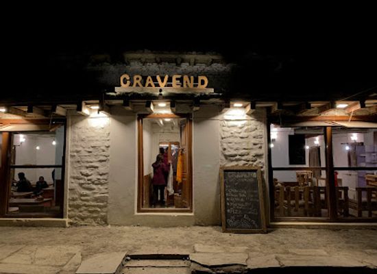 nepal/upper-mustang/bar/cravend-restro-and-bar