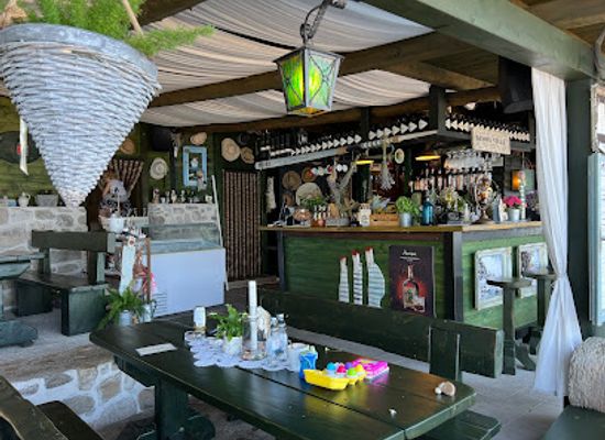 croatia/banovina/bar/banova-villa-beach-bar