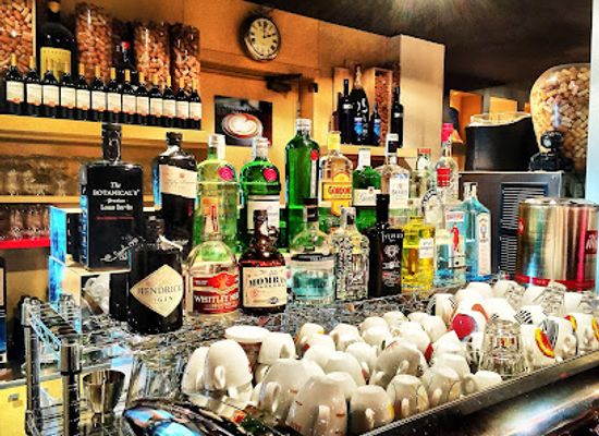 italy/piedmont/bar/cafe-cervinia