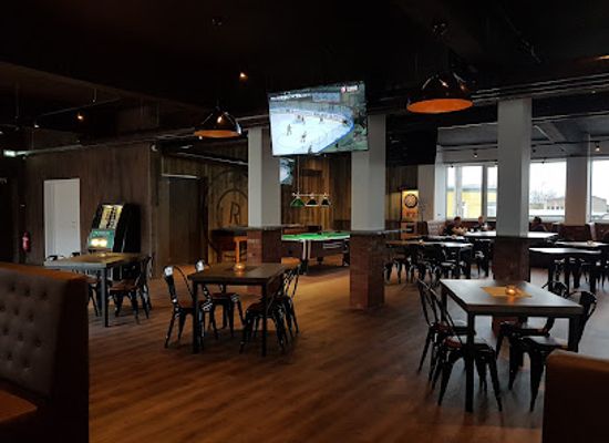 estonia/laane-viru-county/bar/roger-resto-sport