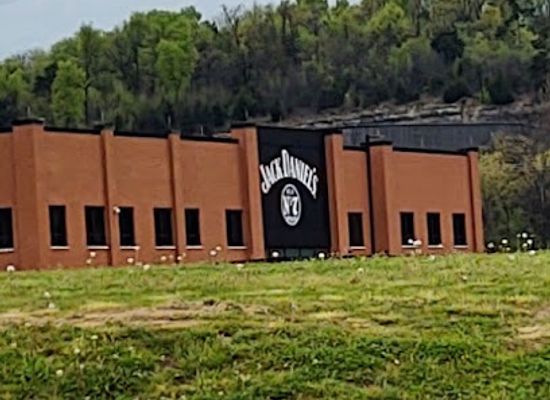 tennessee/middle-tennessee/bar/jack-daniels-south-bottling-house