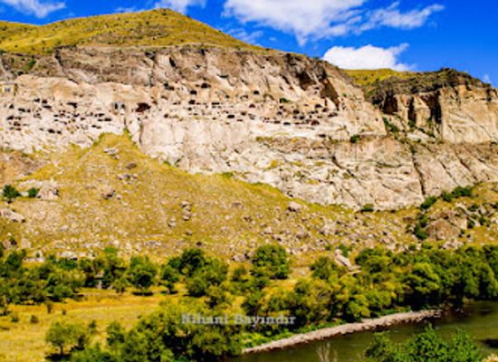 georgia/vardzia/bar/view-of-vardzia