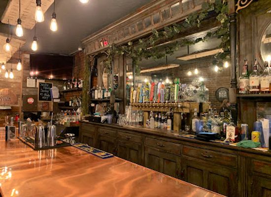 arizona/yavapai-county/bar/whiskey-river-tavern
