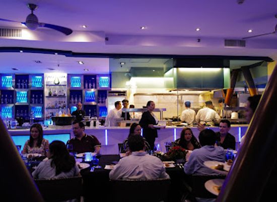 philippines/cebu-city/lahug/bar/blu-bar-grill