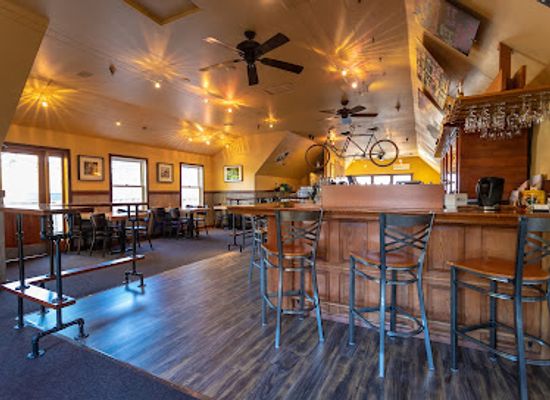 oregon/hood-river/bar/the-sixth-street-bistro-pub