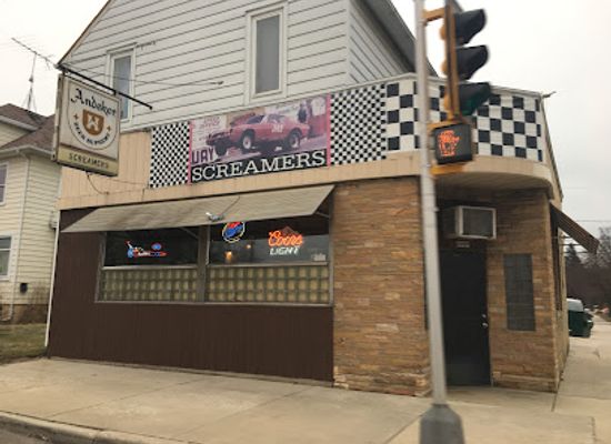 wisconsin/sheboygan/bar/screamers