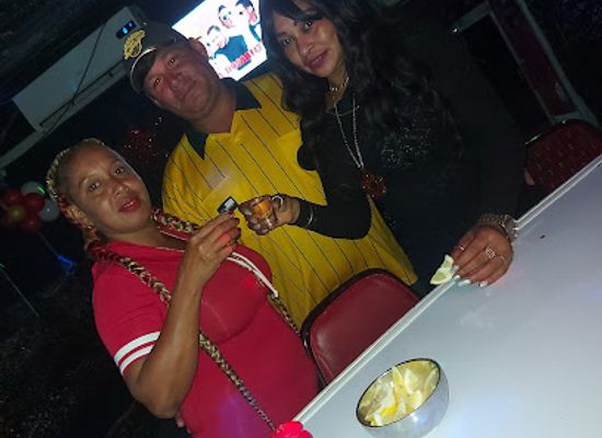 antigua-and-barbuda/st-john-s/bar/la-loba-bar