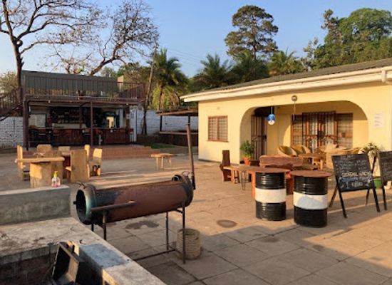 malawi/central-region/bar/la-vista-lounge