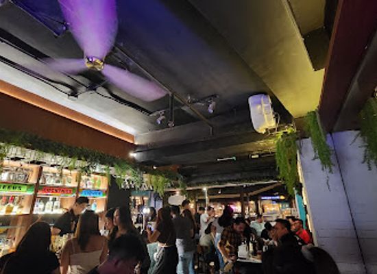 philippines/manila/bonifacio-global-city-bgc/bar/rue-forbes-town-bgc