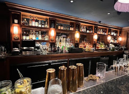 massachusetts/boston/back-bay/bar/the-street-bar