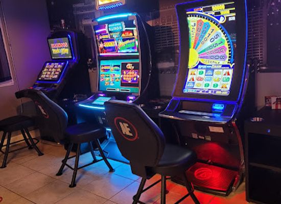 illinois/cicero/bar/donna-s-slots-cafe-i