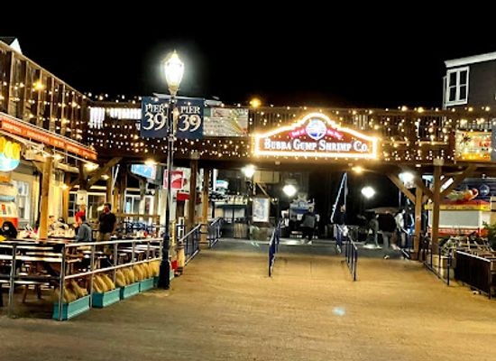 california/san-francisco/fisherman-s-wharf/bar/wipeout-bar-grill