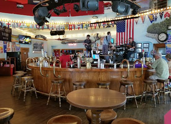ohio/put-in-bay/bar/the-roundhouse-bar