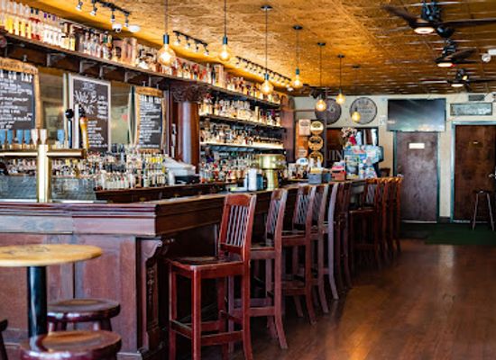 kentucky/lexington/bar/bluegrass-tavern