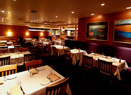 canada/cariboo/bar/caribou-restaurant-wine-bar
