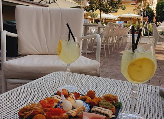 italy/calabria/bar/bar-elf-tropea