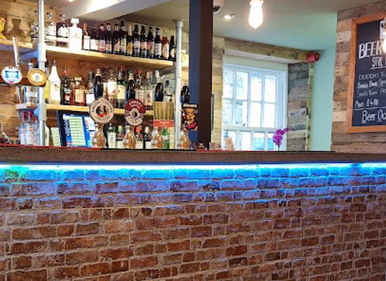 united-kingdom/whitby/bar/beer-oclock