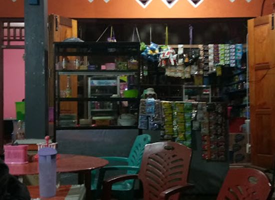 indonesia/west-papua/bar/rumah-makan-firkha