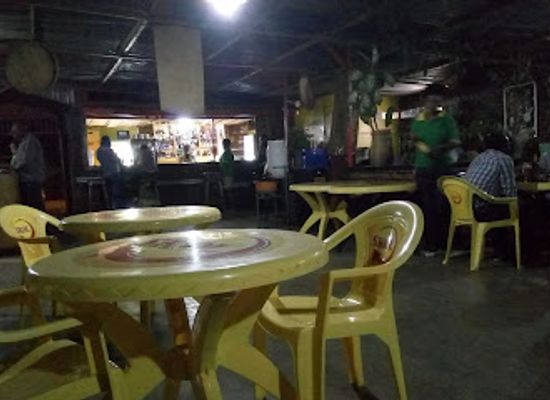 rwanda/southern-province/bar/ten-to-two-bar-resto