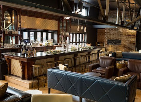 colorado/rocky-mountains/bar/buffalo-rose