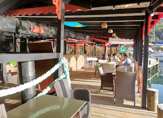saint-lucia/marigot-bay/bar/jj-s-mangrove-dockside