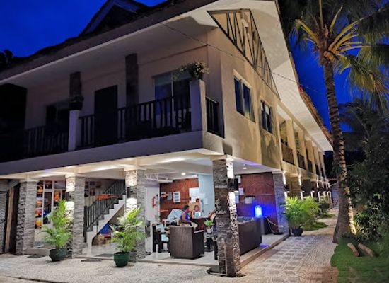 philippines/malapascua-island/bar/avila-s-horizon-dive-resort