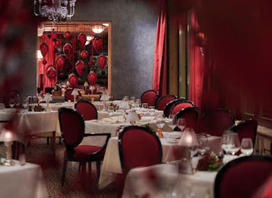 switzerland/gstaad/bar/le-grand-restaurant-et-la-grande-terrasse