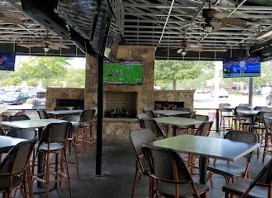 south-carolina/sandhills/bar/hickory-tavern