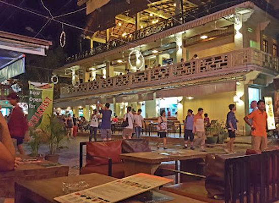 cambodia/oddar-meanchey/bar/the-angkor-what-bar