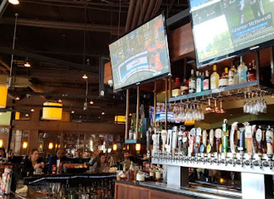 tennessee/nashville/bar/bar-louie-nashville