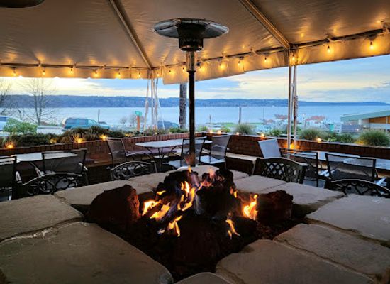 washington/whidbey-island/bar/cabernets-ipa-s-mukilteo