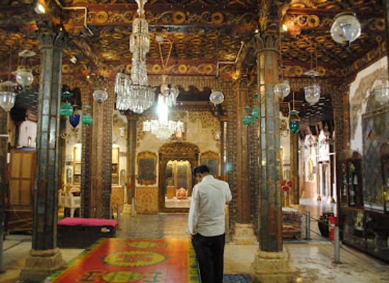 india/kutch/bar/aaina-mahal