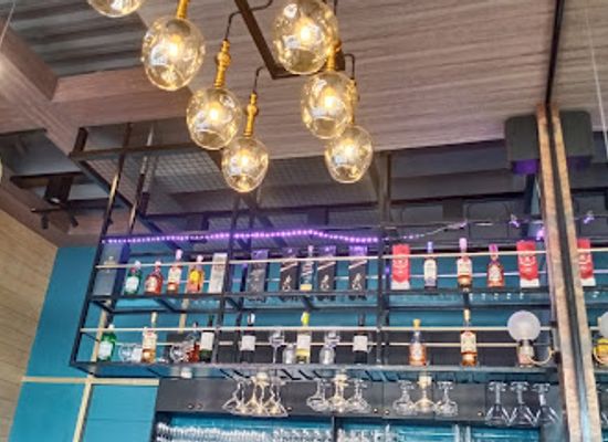 philippines/visayas/bar/juanitas-restobar