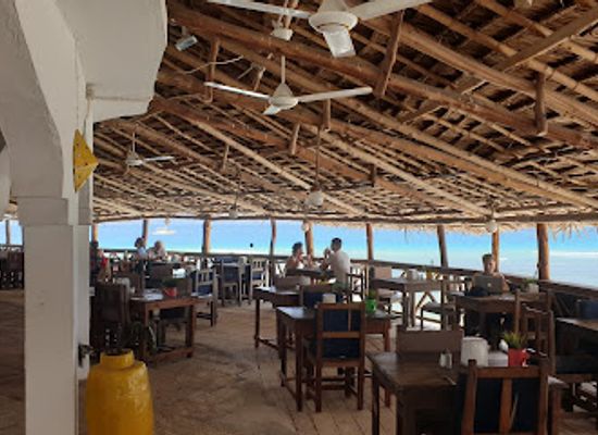 tanzania/coastal-zone/bar/coco-cabana-restaurant-bar