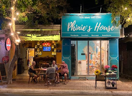 vietnam/vung-tau/vung-tau-lighthouse/bar/little-bar-cafe