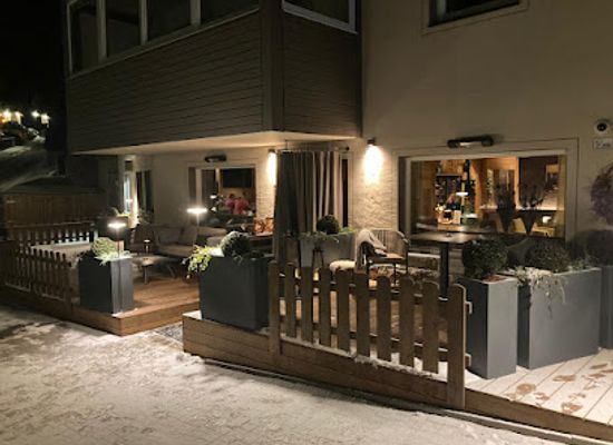 italy/val-gardena/bar/wine-bar-zirm