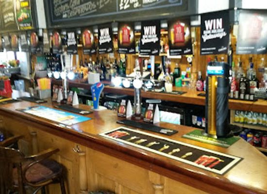 united-kingdom/northamptonshire/bar/edge-of-town