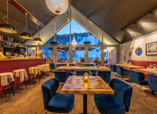 france/ecrins-national-park/bar/rooftop-la-coquille