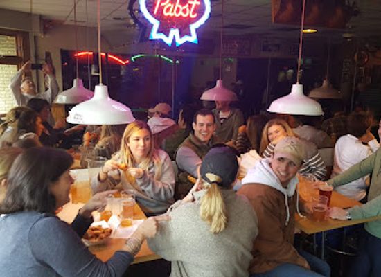 michigan/holland/bar/parrots-lounge