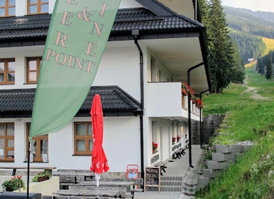 slovakia/low-tatras-national-park/bar/beer-wine-point