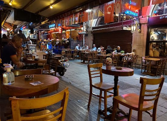 turkiye/istanbul/beyoglu/bar/ritim
