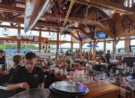 ohio/put-in-bay/bar/the-boardwalk