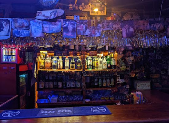 turkiye/kusadasi/long-beach/bar/limon-bar