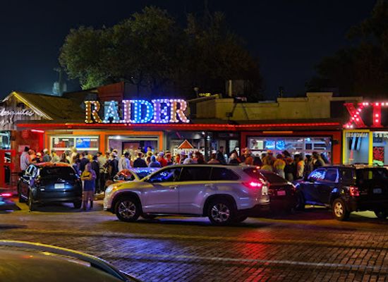 texas/lubbock/texas-tech-university/bar/raider-bar-grill