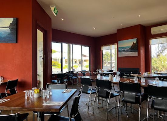 australia/great-ocean-road/bar/waves-cafe-bar-and-restaurant