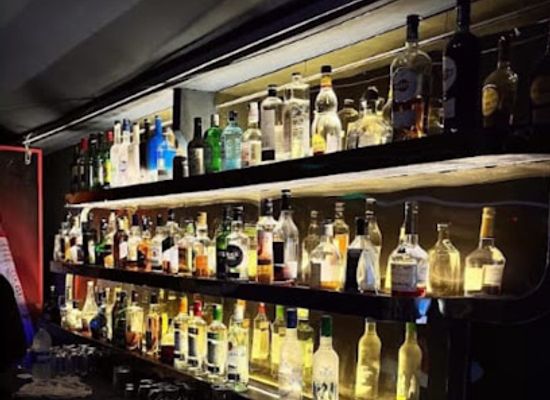 india/puducherry/heritage-town/bar/gravity-restropub-hookah-cafe