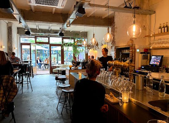 netherlands/gelderland/bar/wijnbar-lebowski