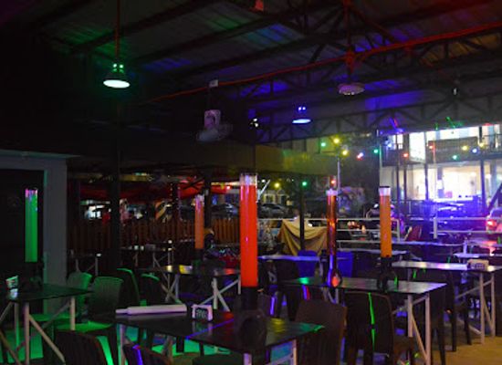 philippines/central-luzon/bar/forth-restobar
