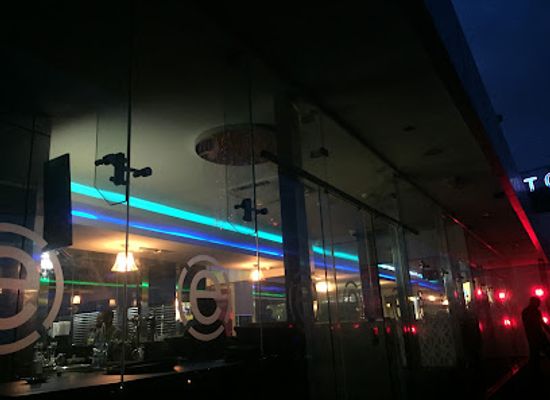 tanzania/dar-es-salaam/kivukoni/bar/skybar