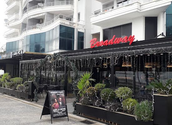 albania/vlore/bar/broadway-lounge